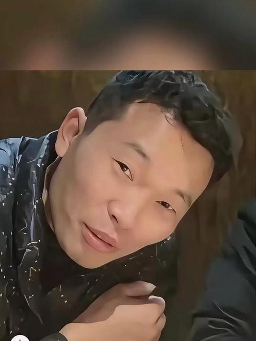 賊眉鼠眼的人的面相