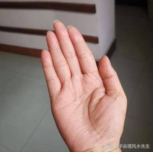 智慧線長的女人經常給人一種很有錢的錯覺？